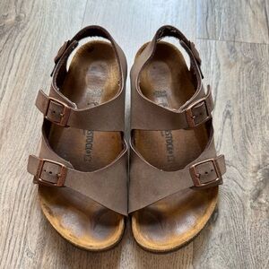 Birkenstock
Milano Birkibuc Sandals Youth size 33